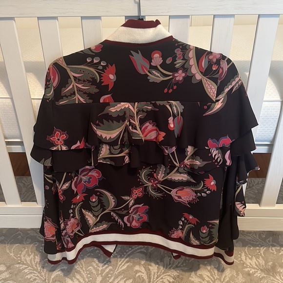 Patbo Ruffle Bomber - Picture 7 of 8